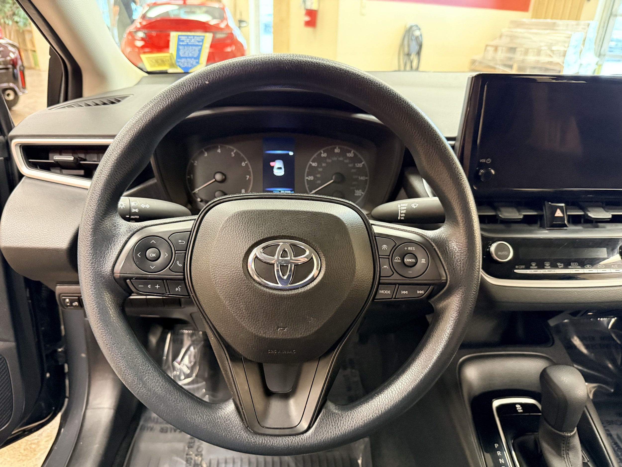Used 2024 Toyota Corolla LE FWD image 28