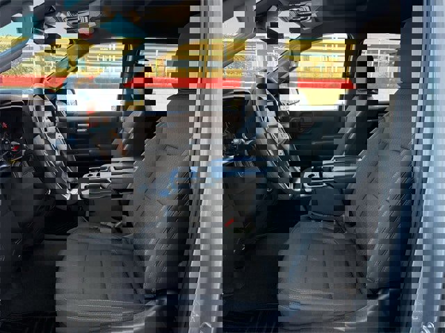 Used 2025 Chevrolet Silverado 1500 Custom Trail Boss w/ LPO, Dark Essentials Package image 26