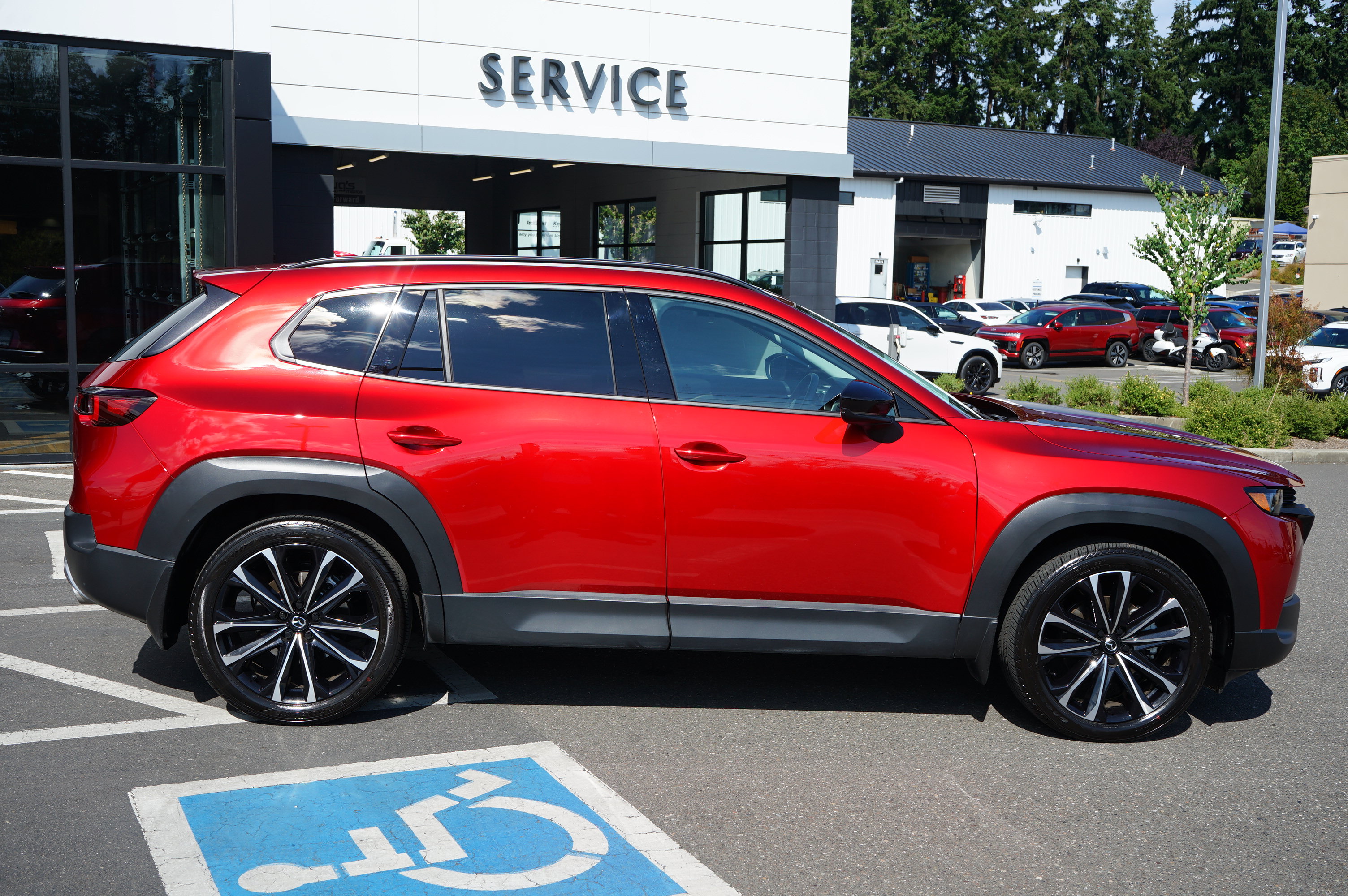 Certified 2025 MAZDA CX-50 AWD 2.5 Turbo w/ Cargo Package image 2