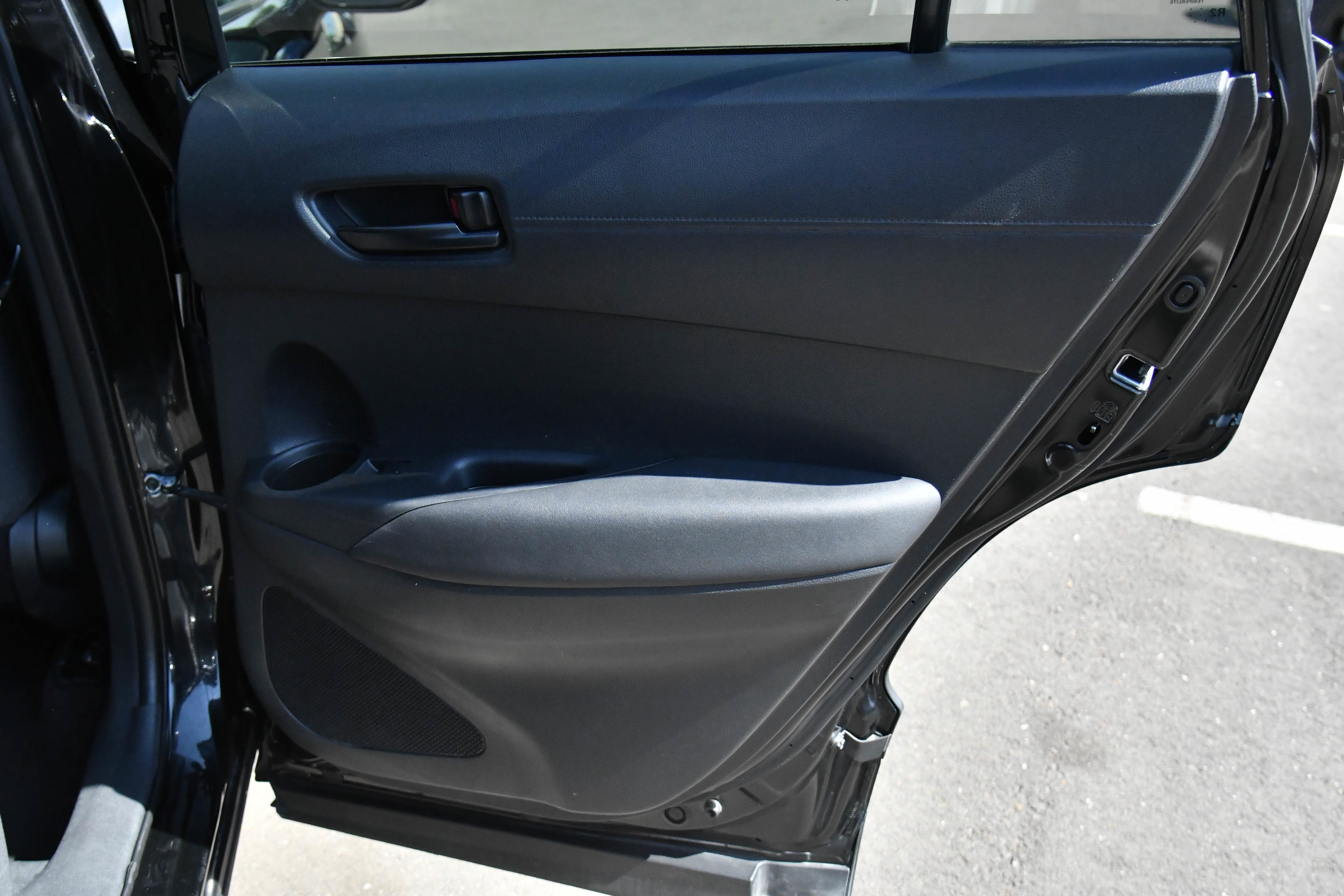 Used 2023 Toyota Corolla Cross LE image 40