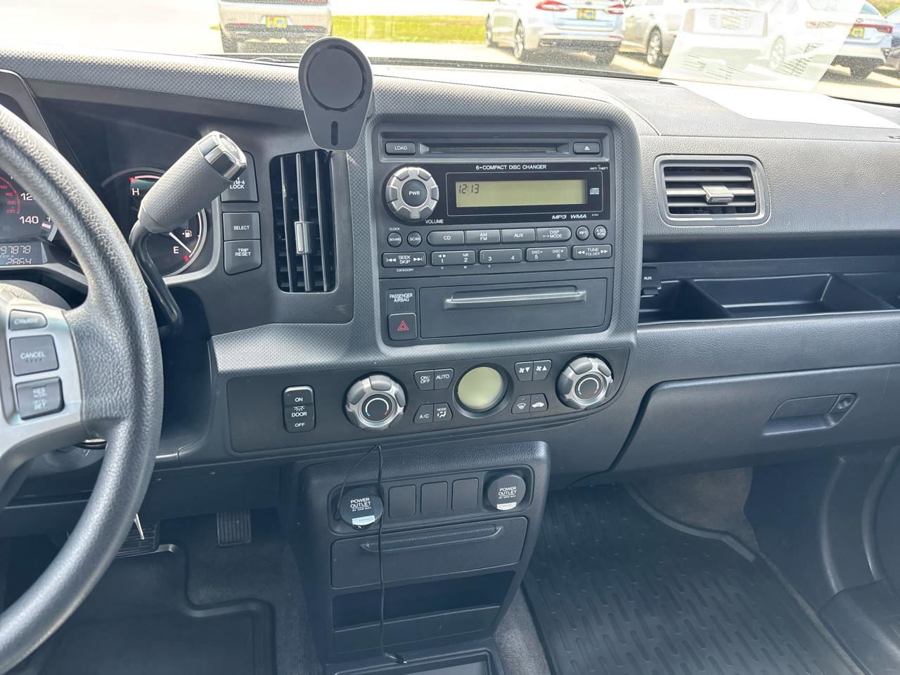 Used 2013 Honda Ridgeline RTS image 17