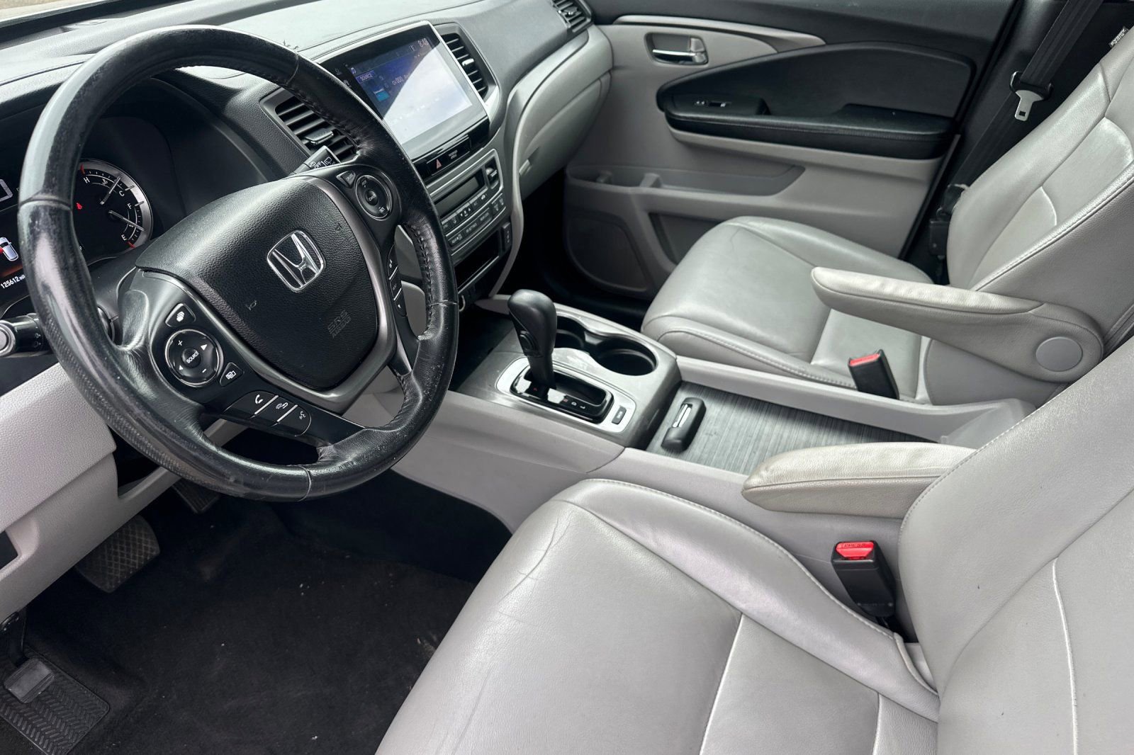 Used 2017 Honda Pilot EX-L image 9