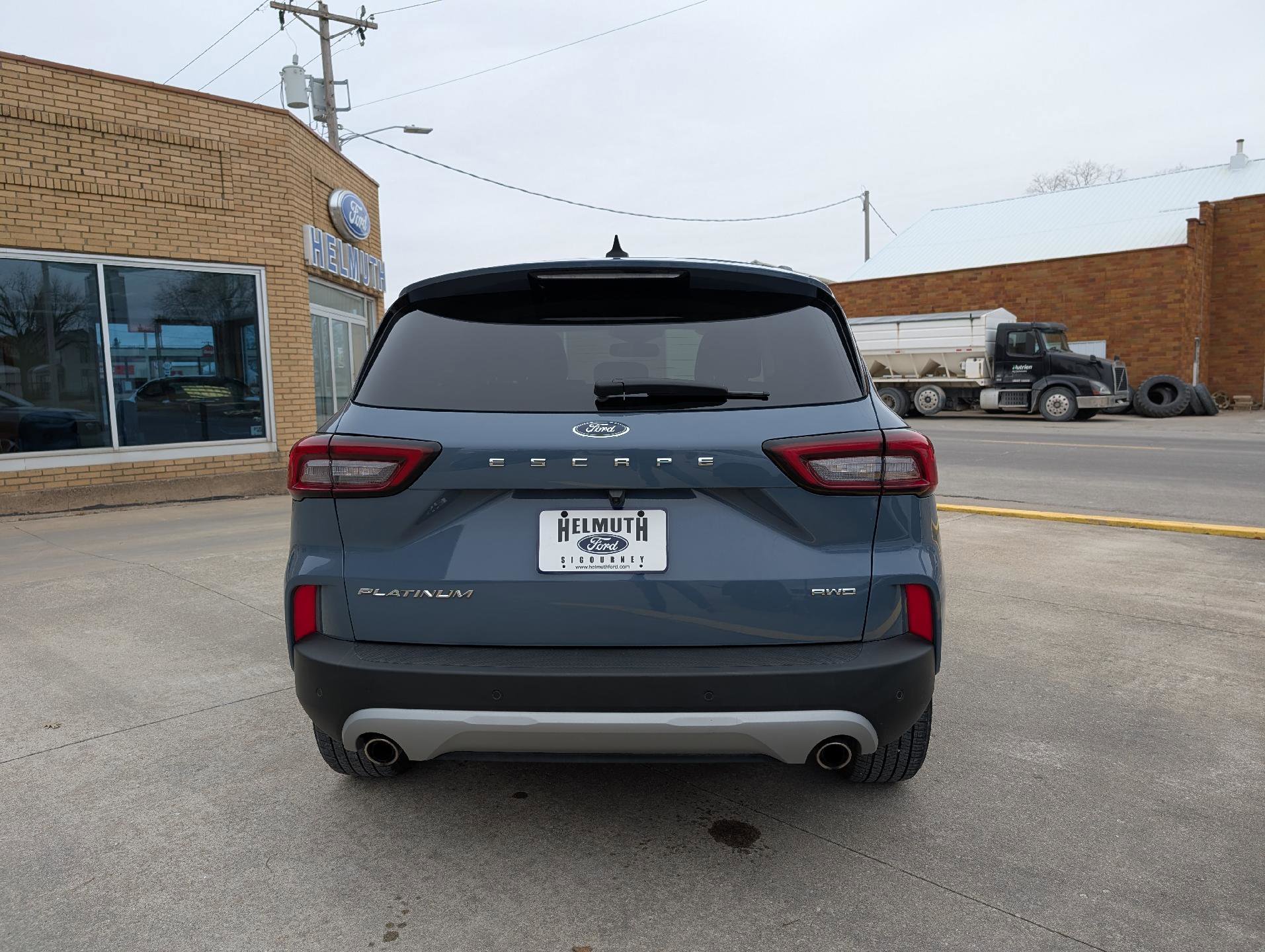 Used 2024 Ford Escape Platinum image 7