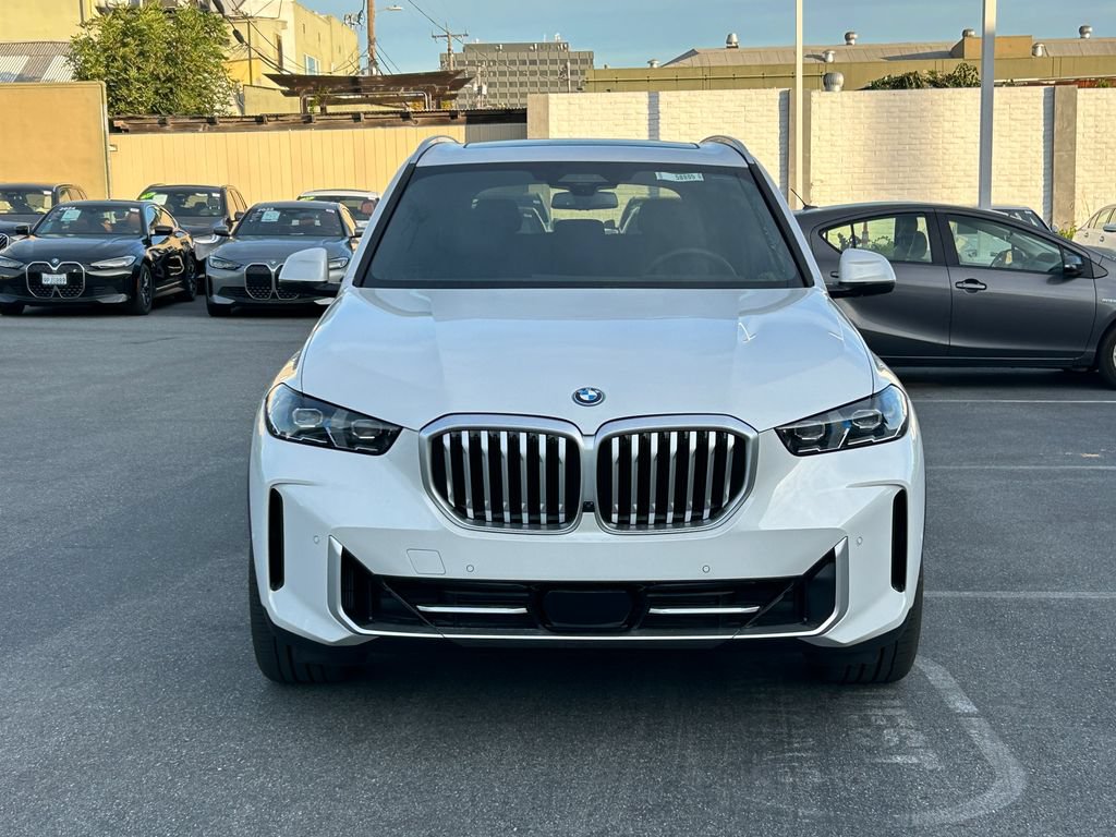 New 2026 BMW X5 xDrive50e AWD/4WD image 8