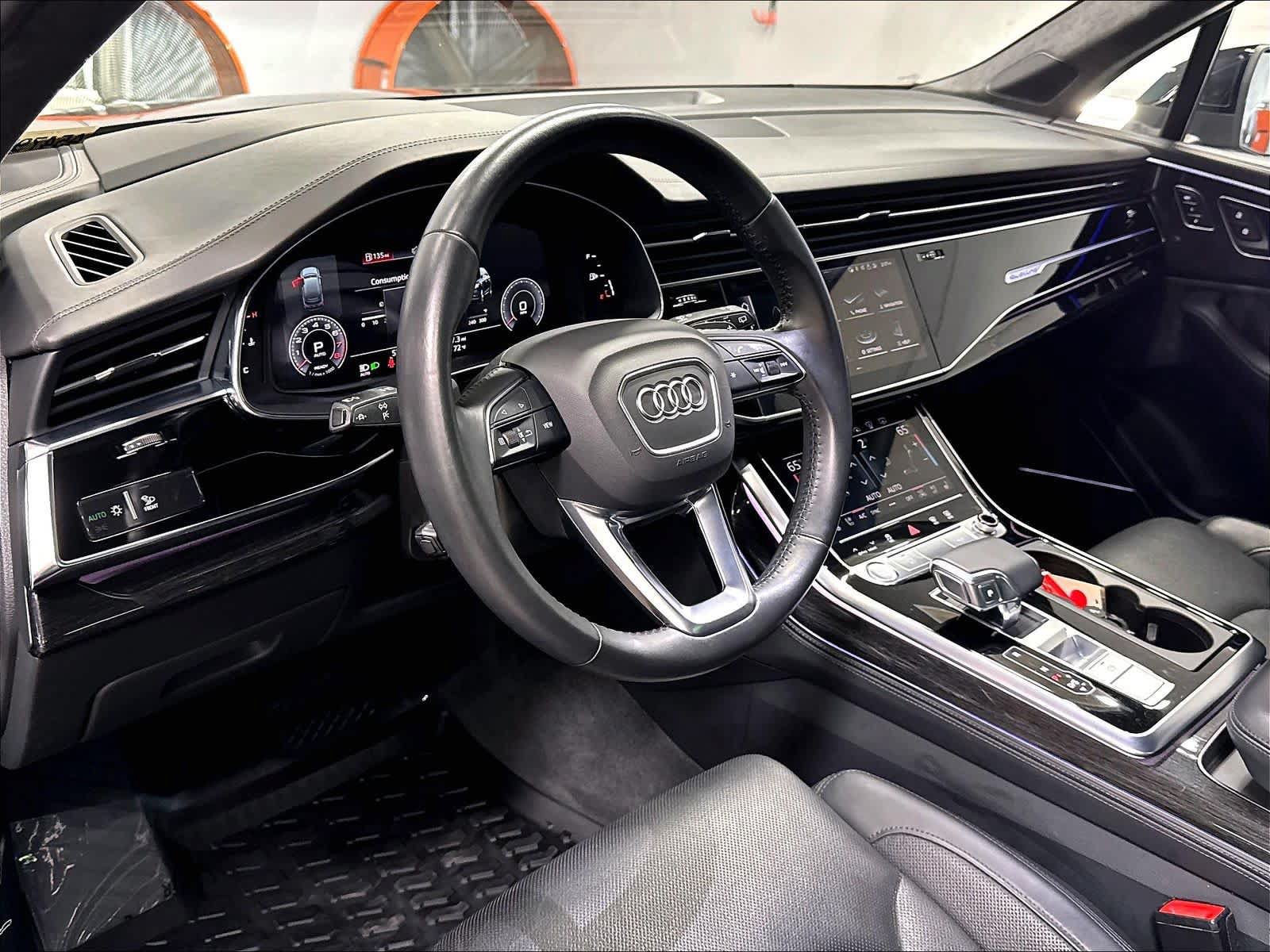 Used 2020 Audi Q7 3.0T Prestige w/ Prestige Package AWD/4WD image 16