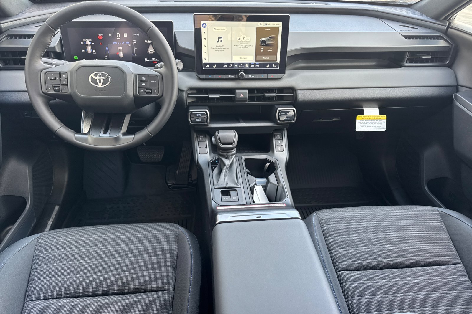 New 2026 Toyota RAV4 SE AWD/4WD image 15