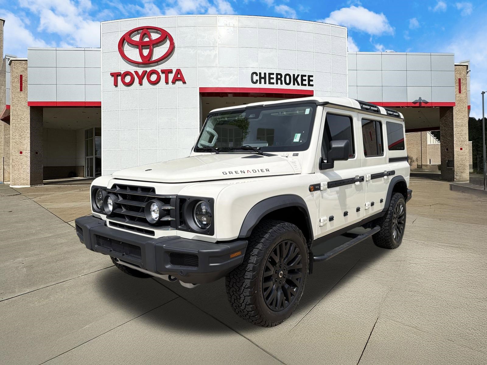 Used 2024 INEOS Grenadier Fieldmaster Edition image 1