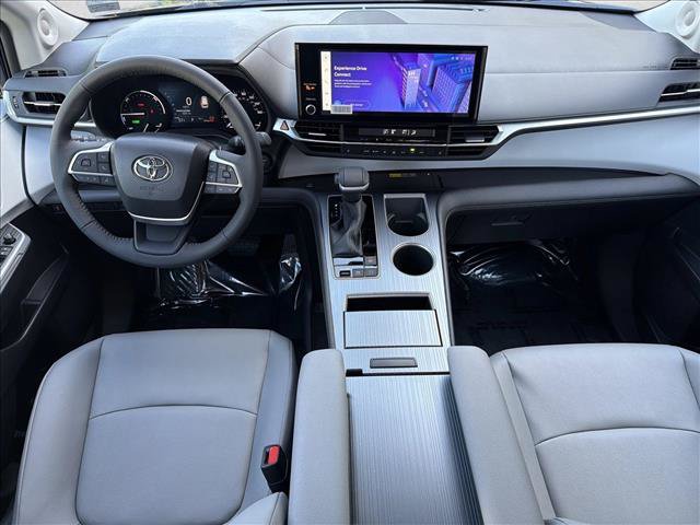 New 2026 Toyota Sienna XLE AWD/4WD image 21