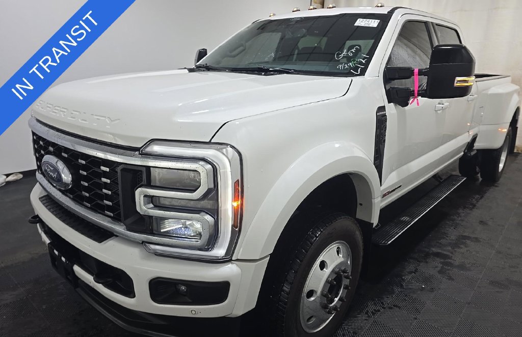 Used 2025 Ford F450 Platinum w/ FX4 Off-Road Package AWD/4WD image 1