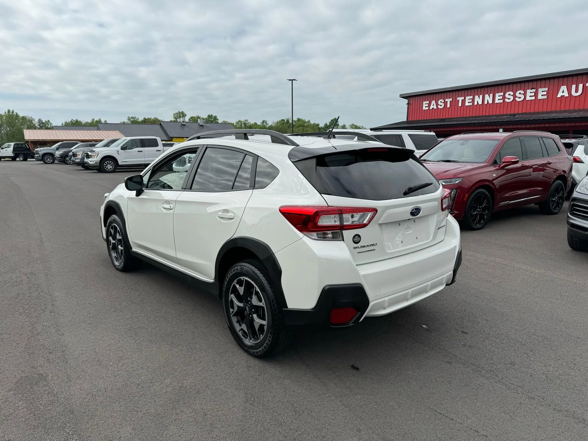 Used 2019 Subaru Crosstrek 2.0i w/ Eyesight System image 3