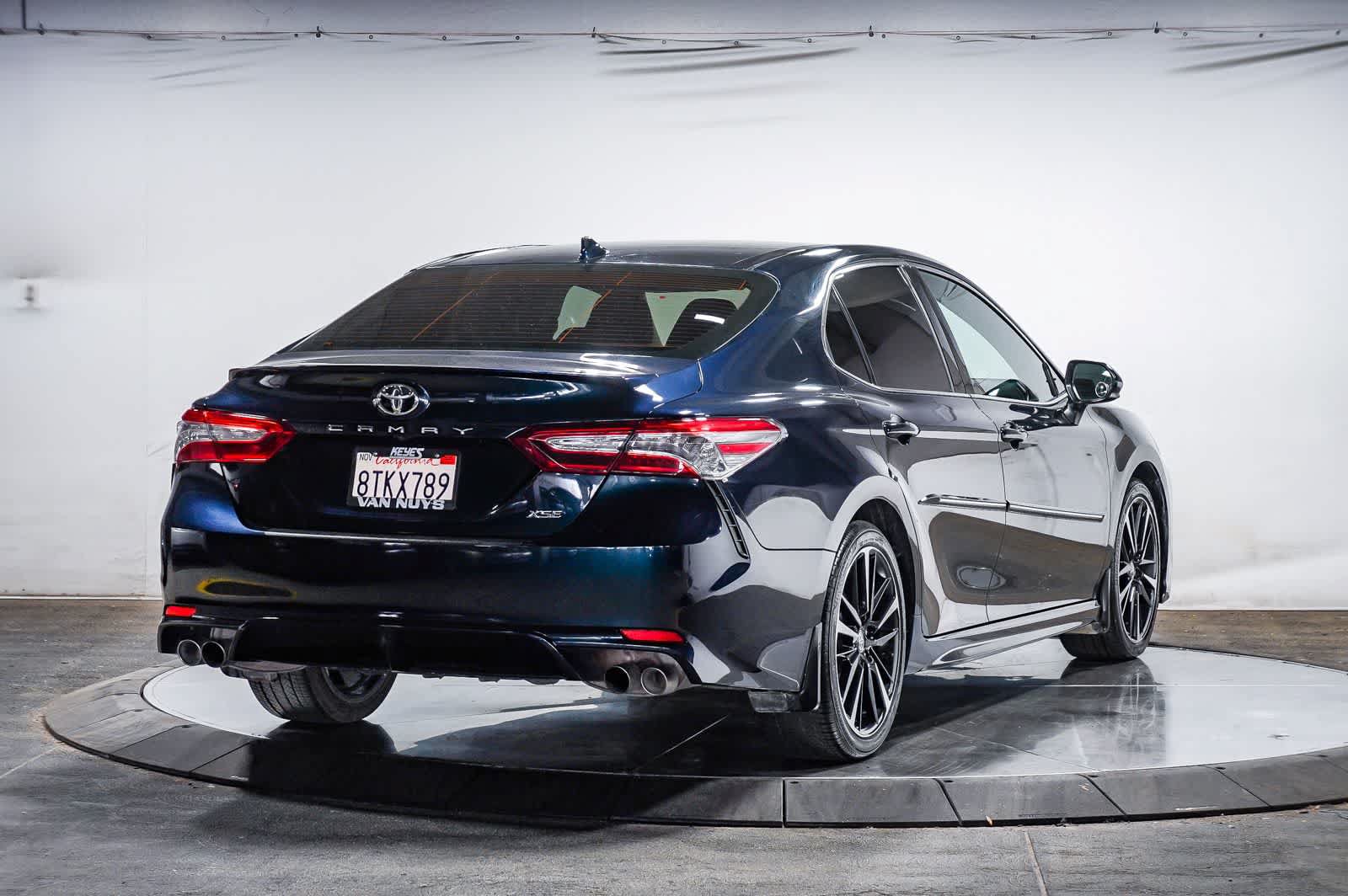Certified 2020 Toyota Camry XSE w/ Navigation Package FWD image 5