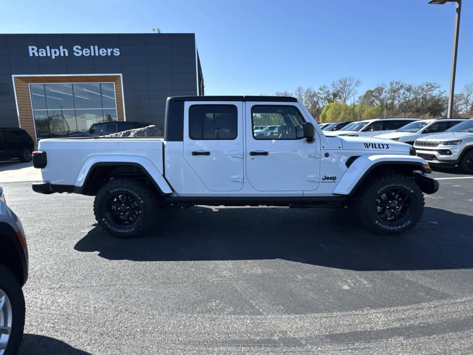 New 2026 Jeep Gladiator Sport AWD/4WD image 6