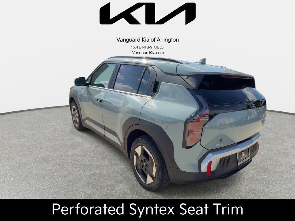 New 2027 Kia EV3 Wind FWD image 7