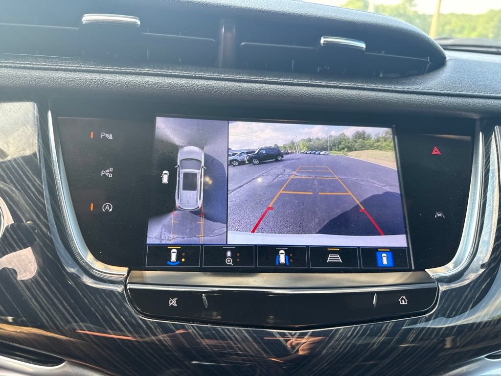 Used 2023 Cadillac XT6 Premium Luxury w/ Technology Package AWD/4WD image 26