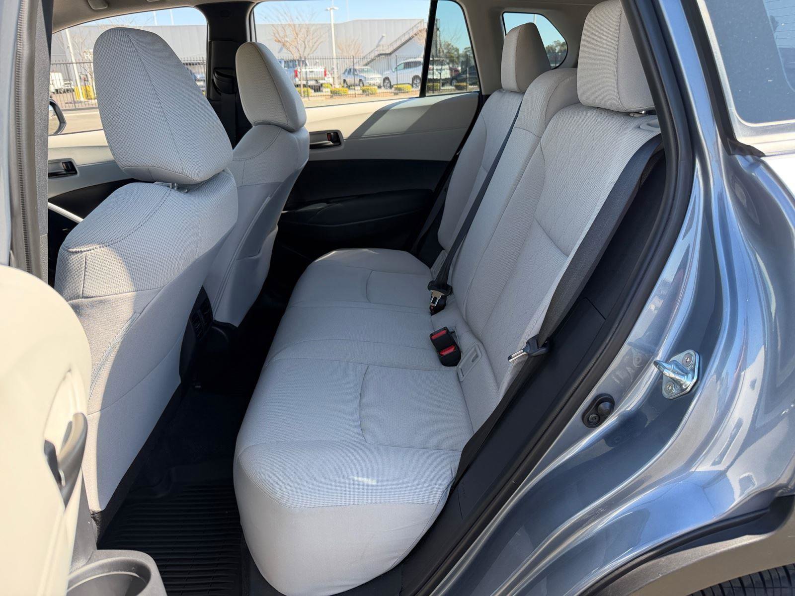 Used 2024 Toyota Corolla Cross L image 17