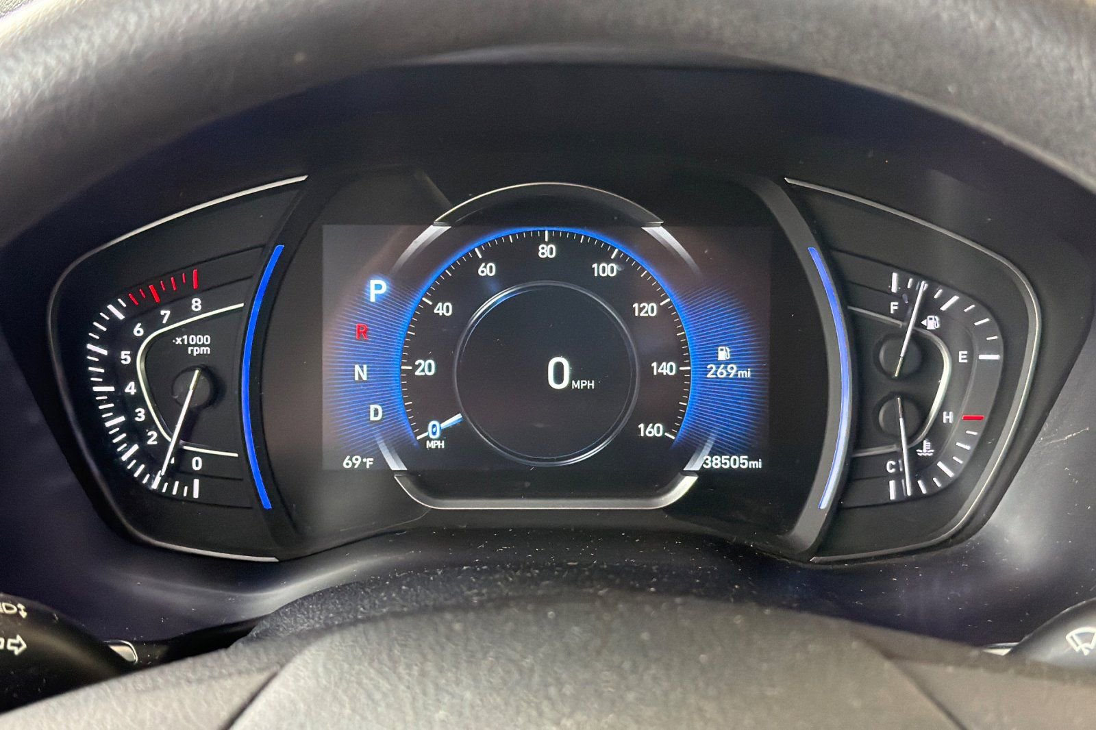Used 2020 Hyundai Santa Fe SEL FWD image 23