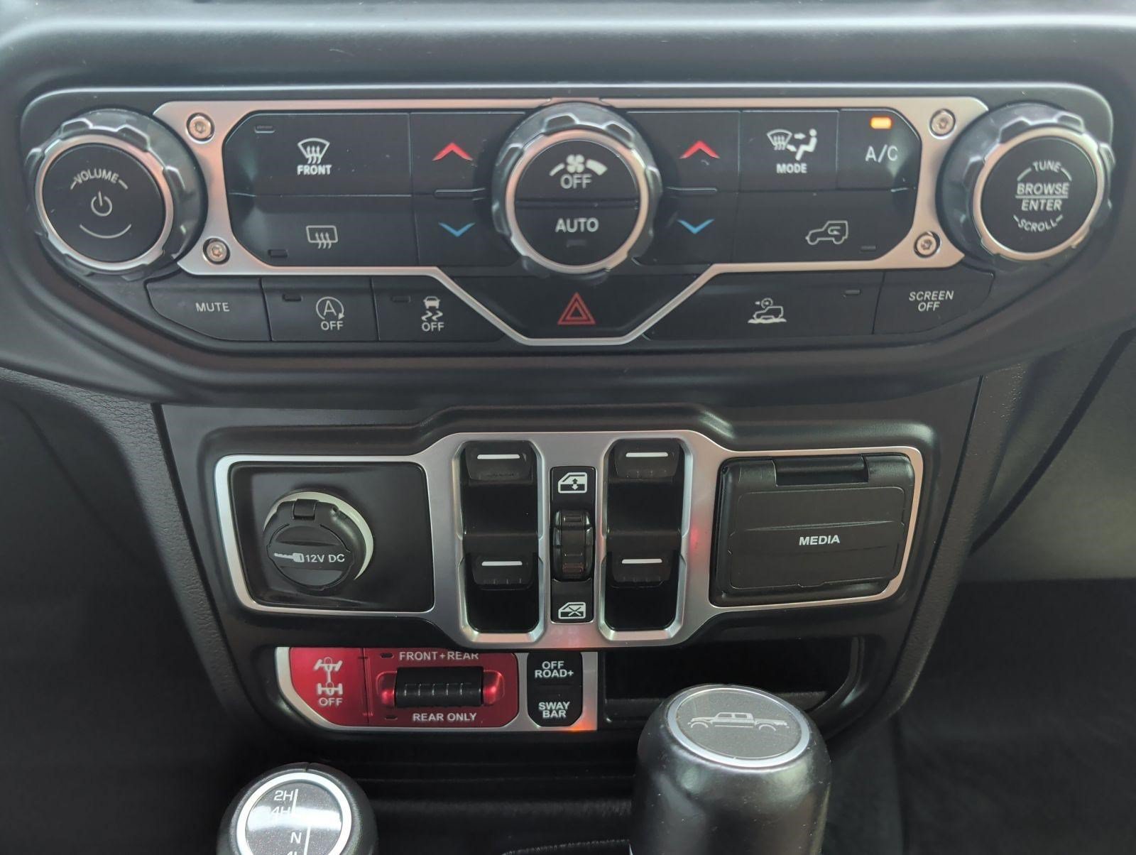 Used 2021 Jeep Gladiator Rubicon AWD/4WD image 19