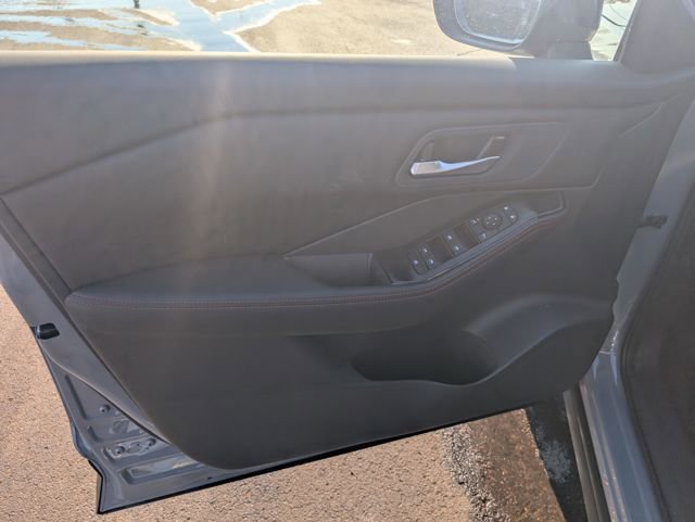 New 2026 Nissan Rogue SV image 15