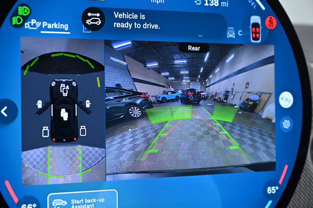 Used 2025 MINI Cooper 2-Door Hardtop image 17