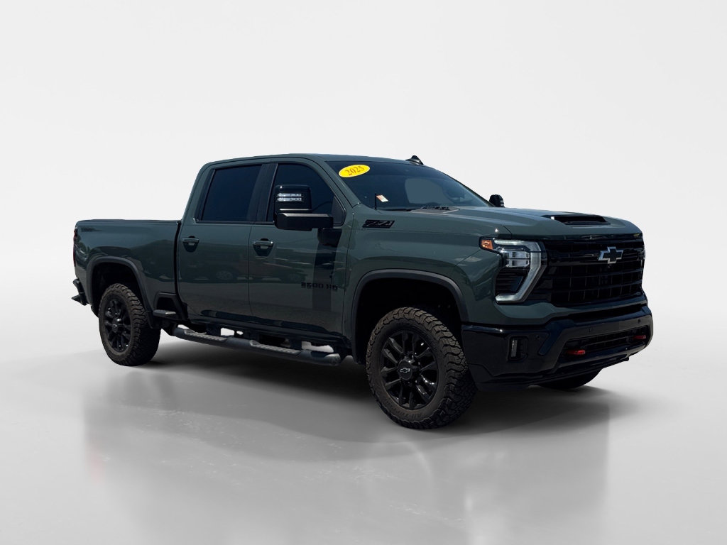Used 2025 Chevrolet Silverado 2500 LT w/ Trail Boss Package AWD/4WD image 8