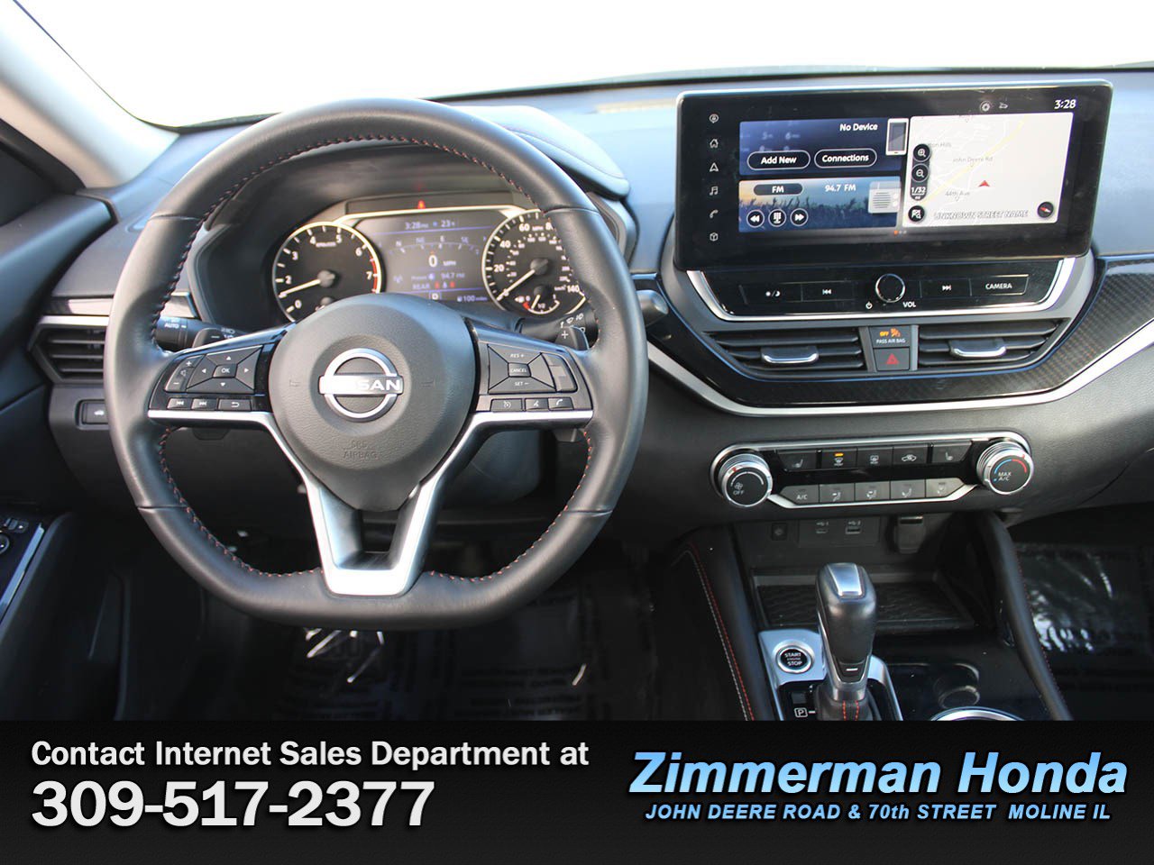 Used 2023 Nissan Altima 2.5 SR w/ SR Premium Package image 11