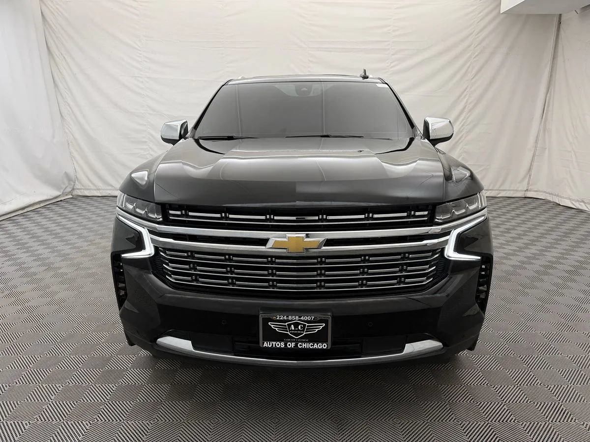 Used 2021 Chevrolet Suburban Premier AWD/4WD image 3