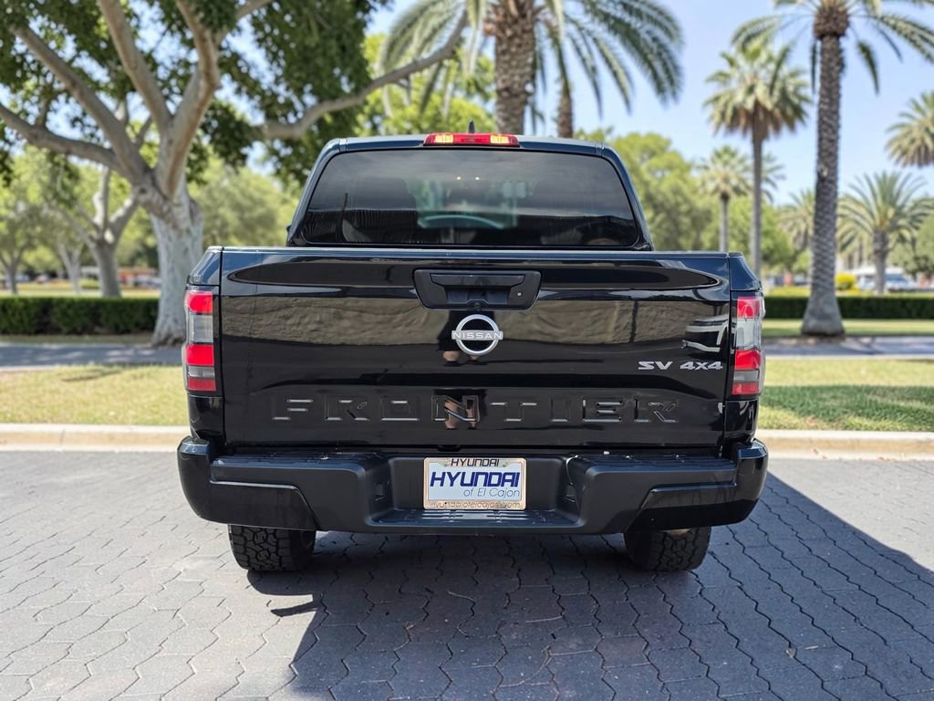 Used 2023 Nissan Frontier SV AWD/4WD image 6