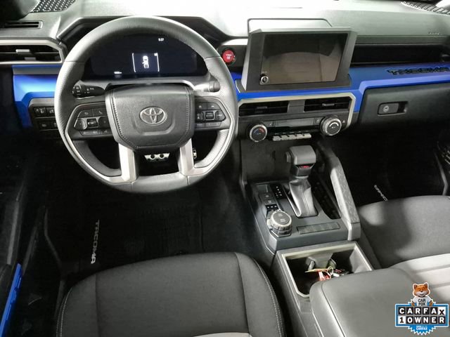Used 2025 Toyota Tacoma TRD Sport AWD/4WD image 10