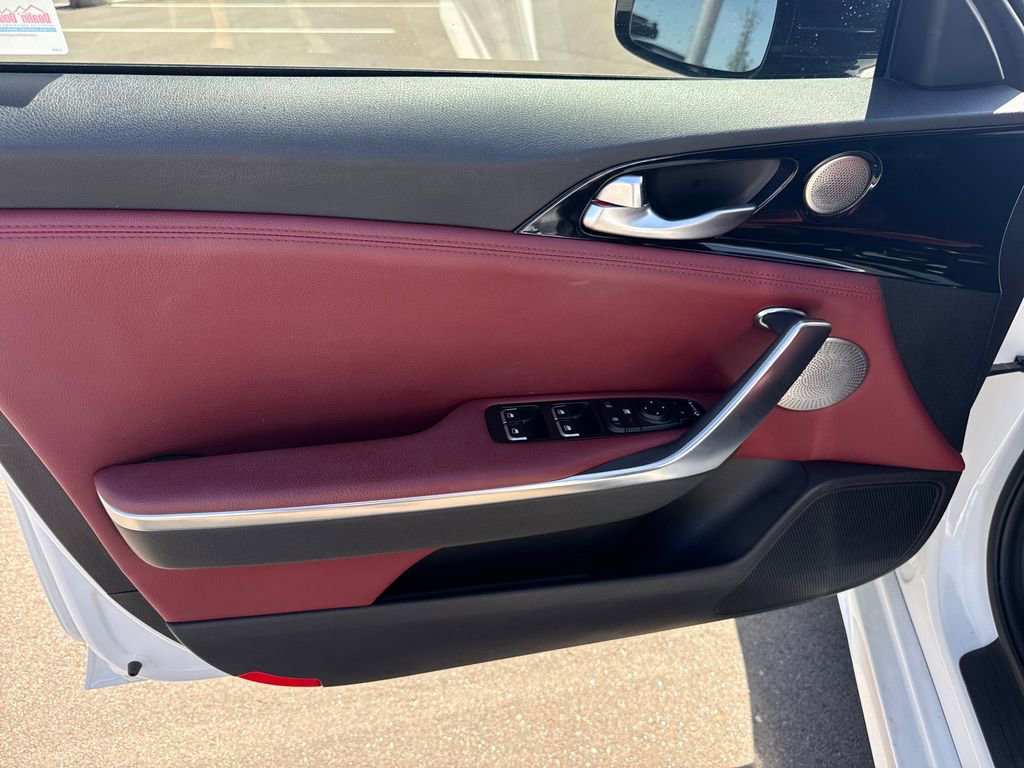 Used 2022 Kia Stinger GT-Line w/ Sun & Sound Package AWD/4WD image 13