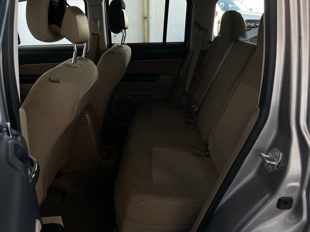 Used 2016 Jeep Patriot Sport w/ Power Value Group image 13