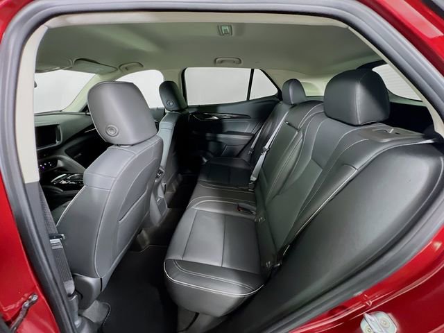 Used 2023 Buick Envision Essence image 23