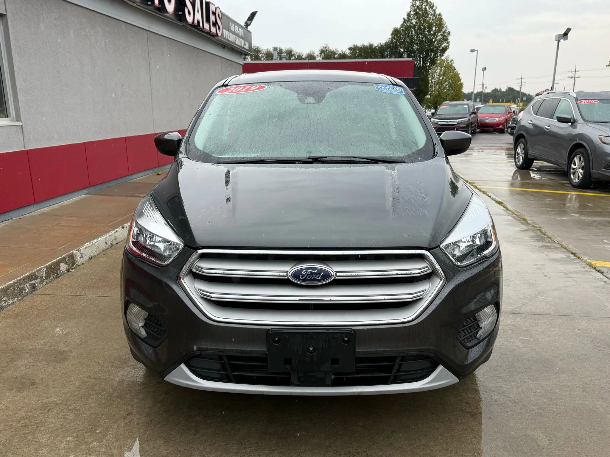 Used 2019 Ford Escape SE image 5