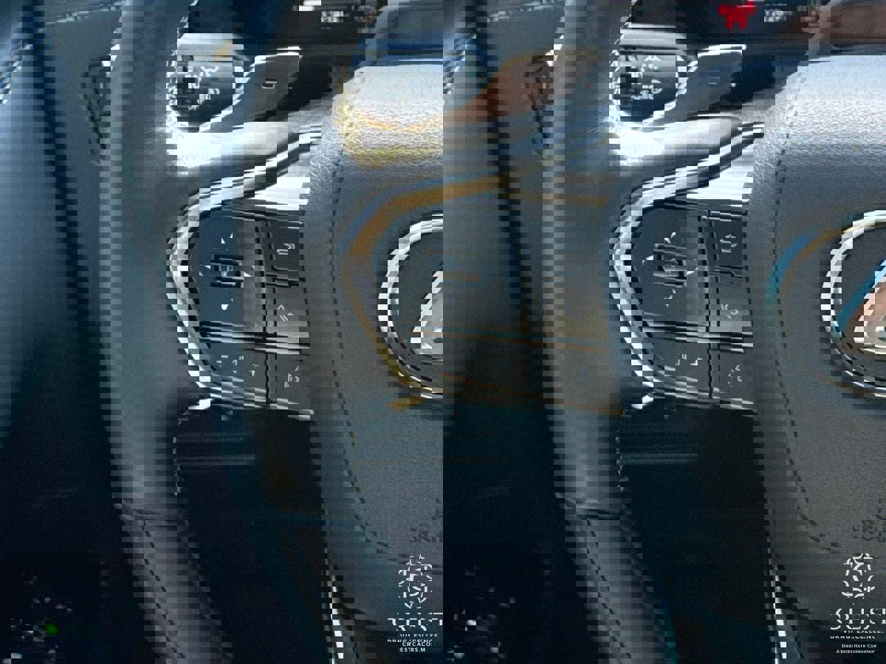 Used 2025 Lexus LX 600 4WD w/ Luxury Package image 14