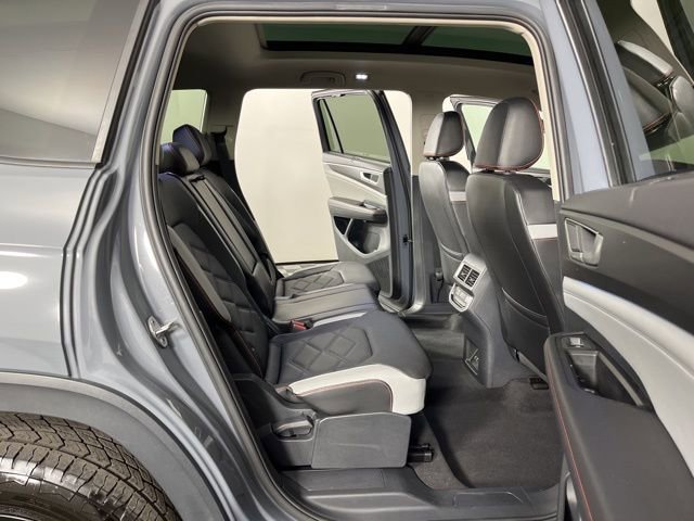 Used 2024 Volkswagen Atlas Peak Edition SEL image 51