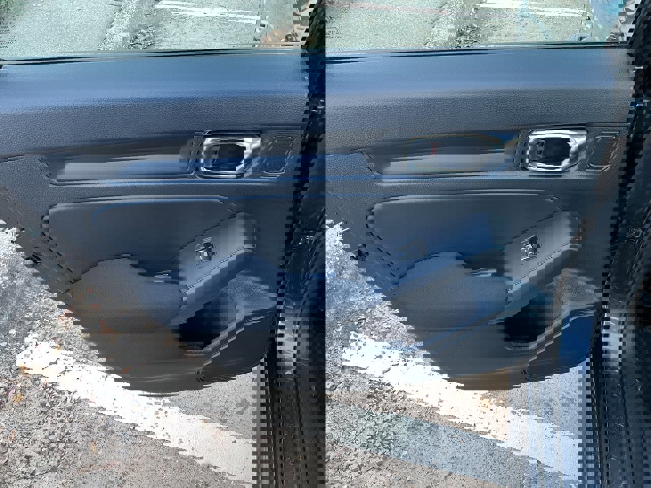 Used 2025 Honda Civic LX image 17