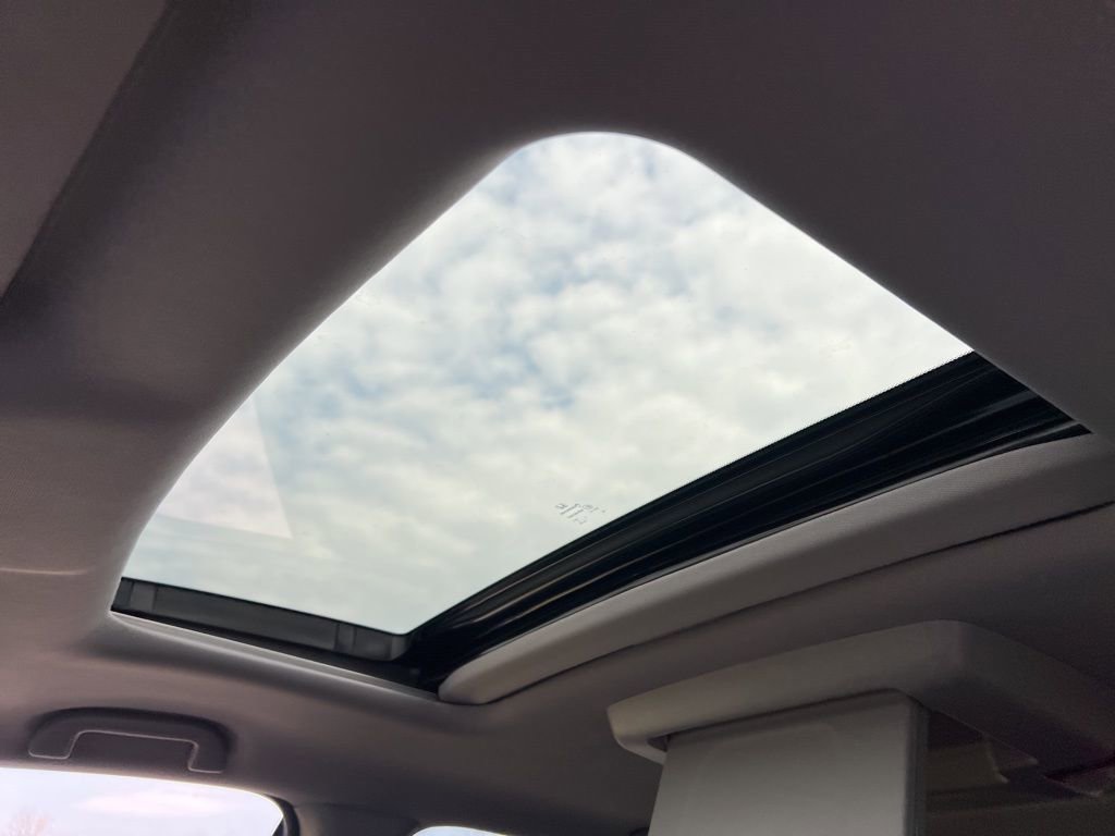 Used 2022 Honda Pilot Touring image 34