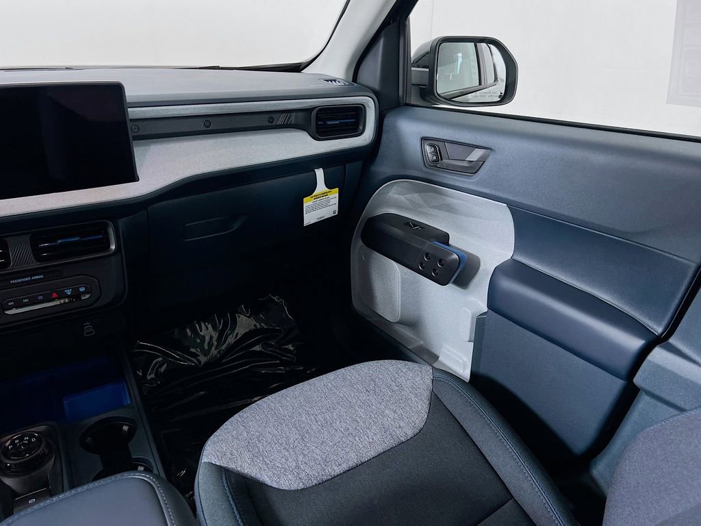 New 2025 Ford Maverick XLT w/ XLT Luxury Package image 26