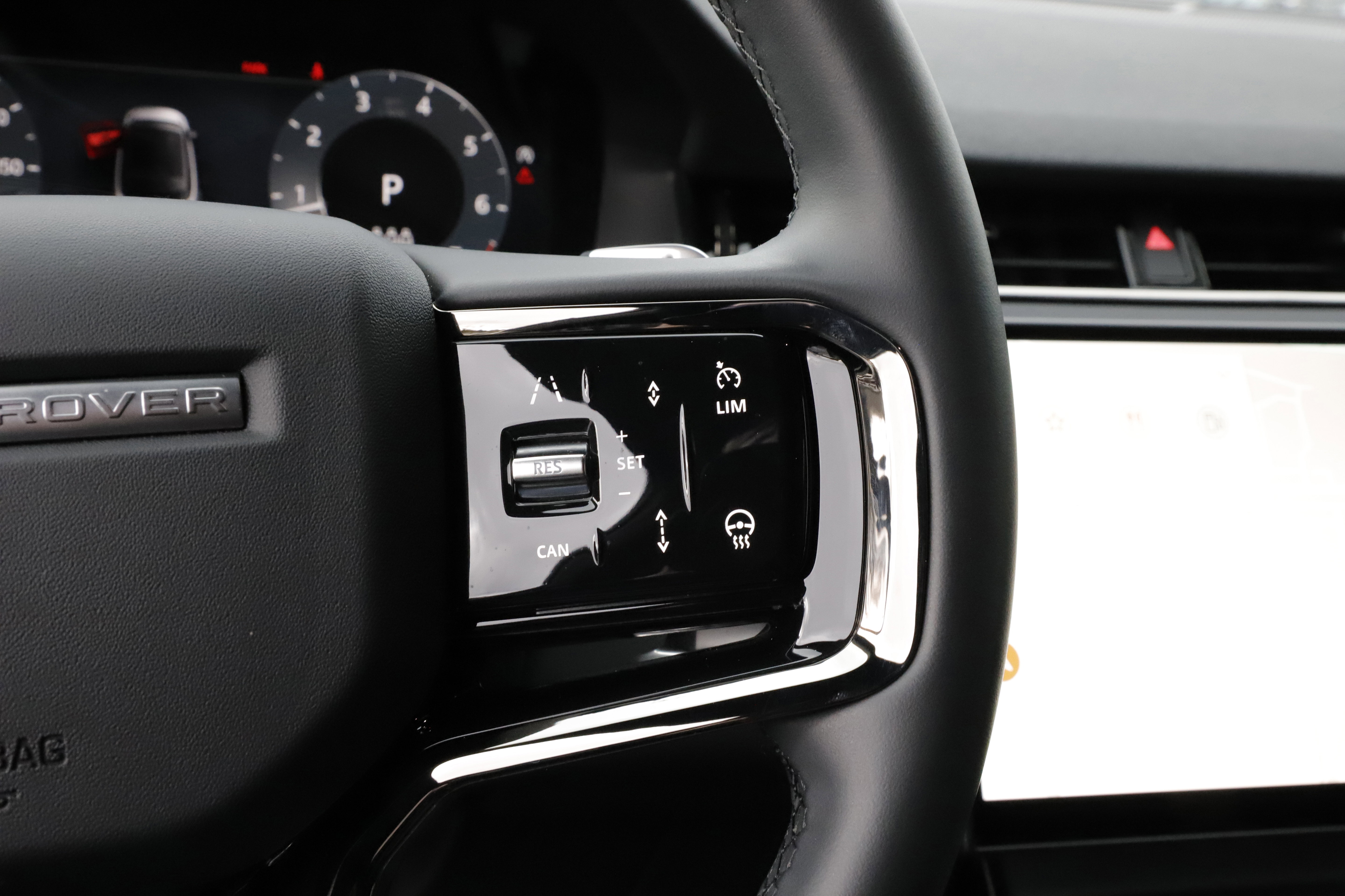 Certified 2025 Land Rover Range Rover Evoque S image 24