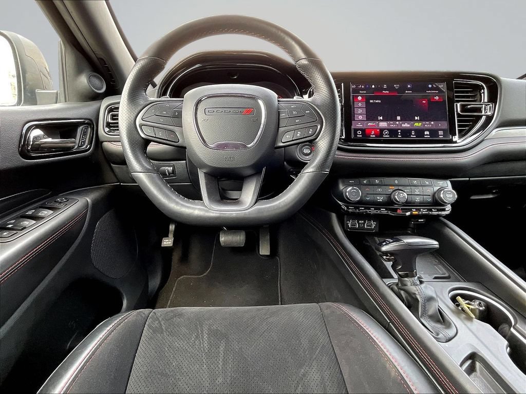 Used 2023 Dodge Durango R/T w/ Tow 'N Go Package AWD/4WD image 11