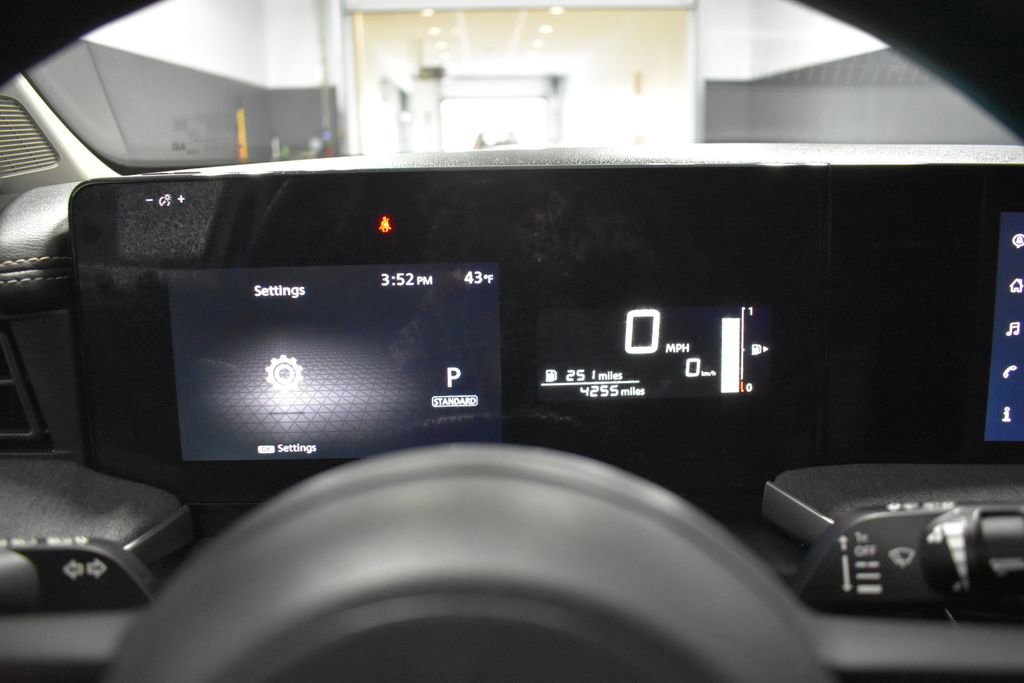 Certified 2025 Nissan Kicks SV image 26