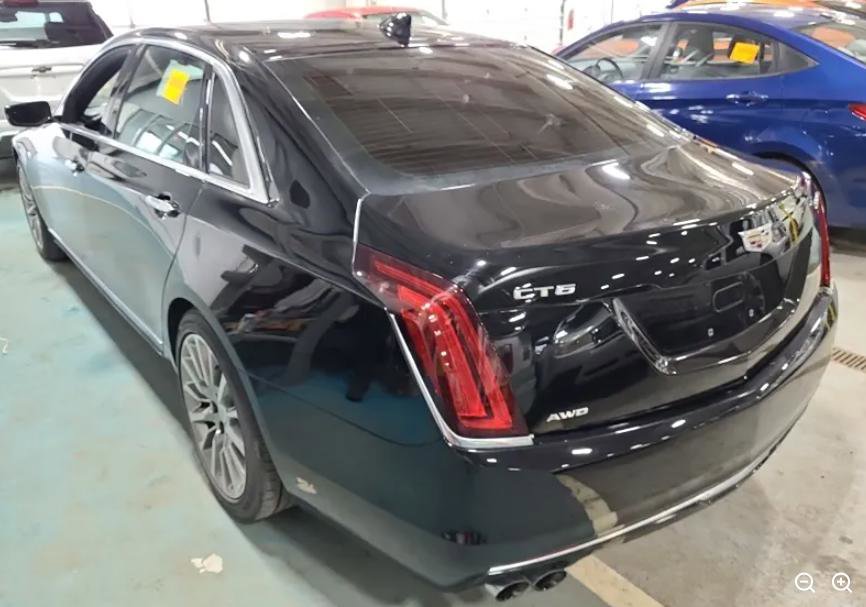 Used 2017 Cadillac CT6 Platinum image 2