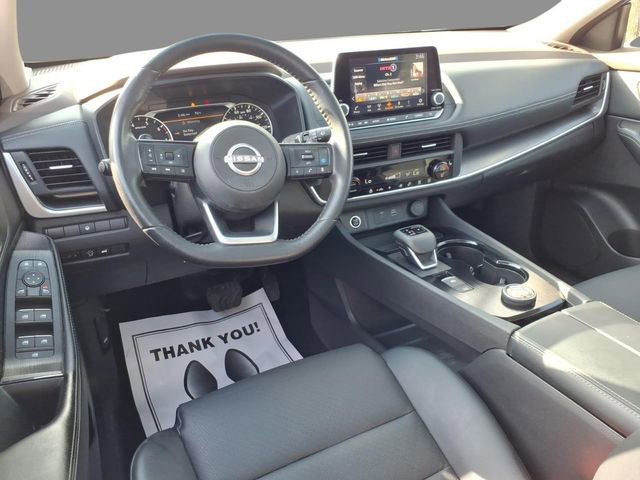 Used 2023 Nissan Rogue SV w/ SV Premium B Package image 6