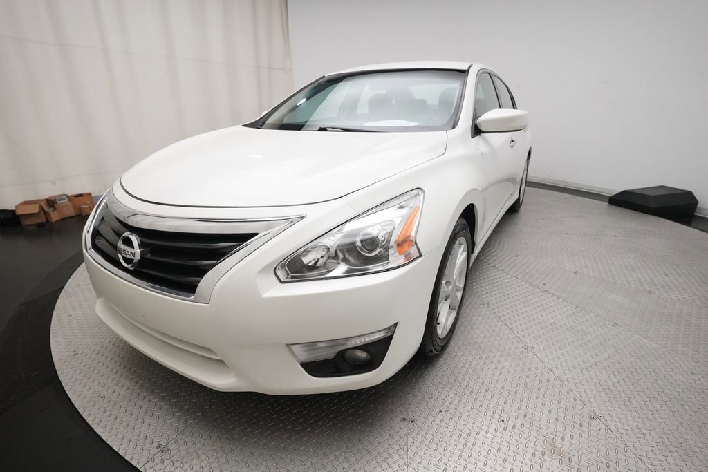 Used 2013 Nissan Altima 2.5 SV FWD image 12