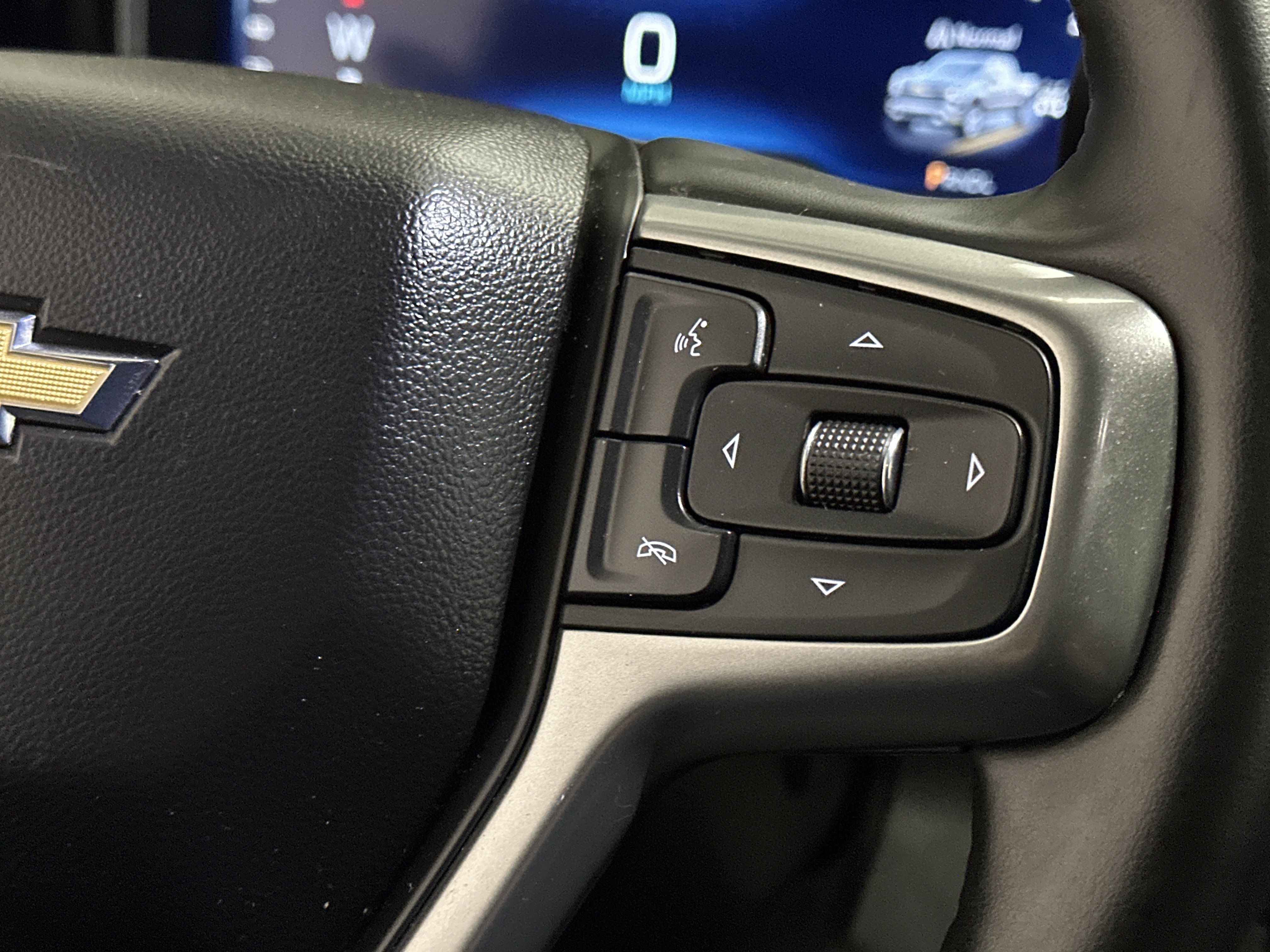 Used 2024 Chevrolet Silverado 1500 LT AWD/4WD image 27