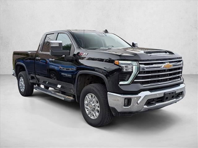 Used 2024 Chevrolet Silverado 2500 LTZ w/ LTZ Plus Package image 3