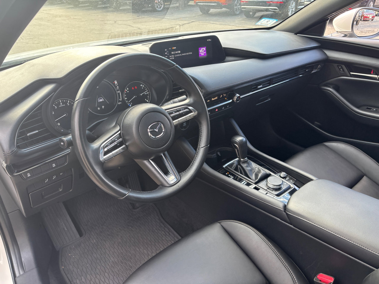 Used 2022 MAZDA MAZDA3 s image 10