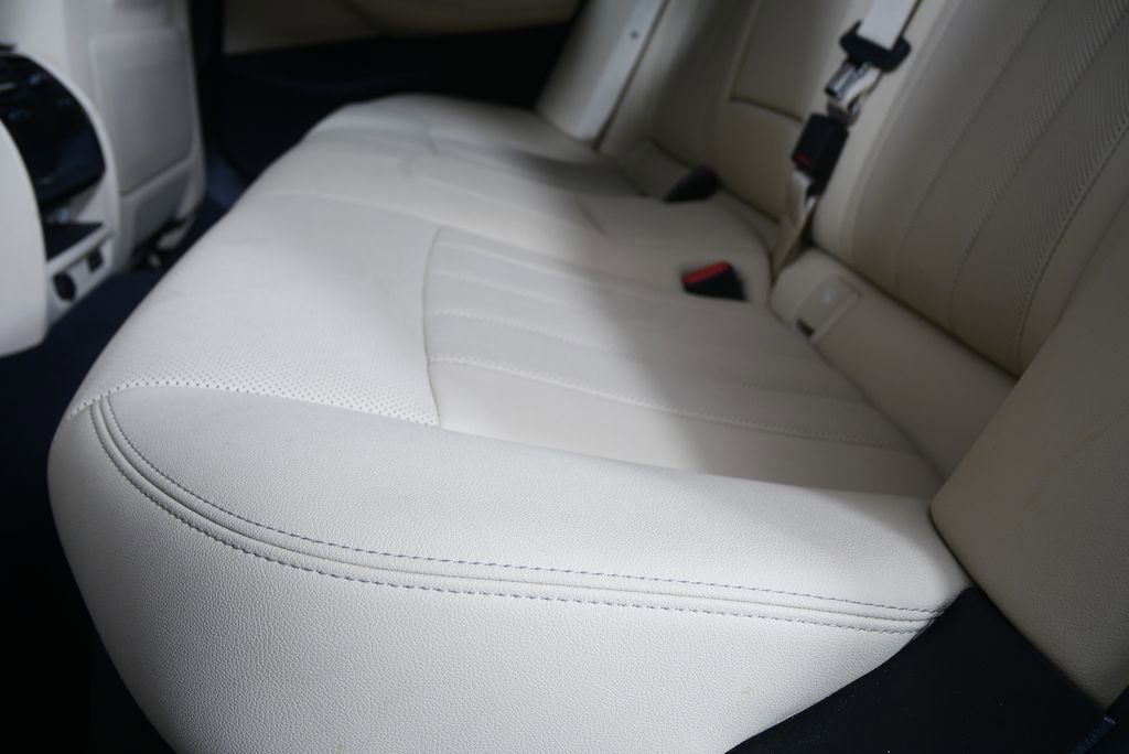 Certified 2023 BMW 530i w/ Convenience Package image 15