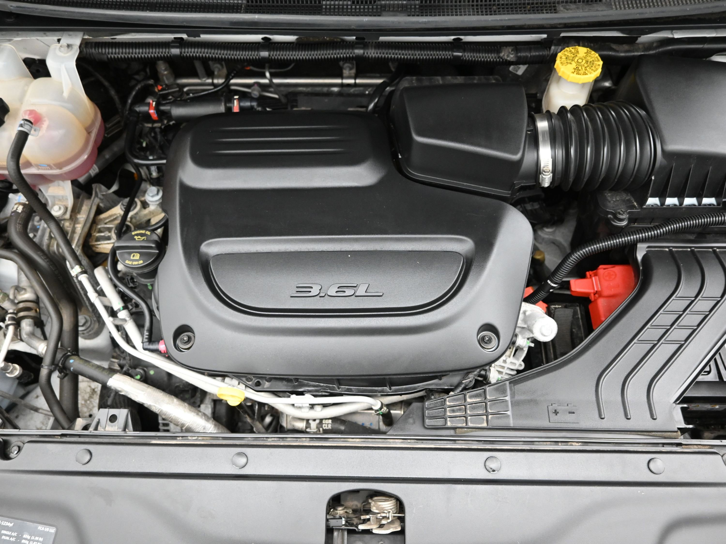 Used 2023 Chrysler Pacifica Touring FWD image 25