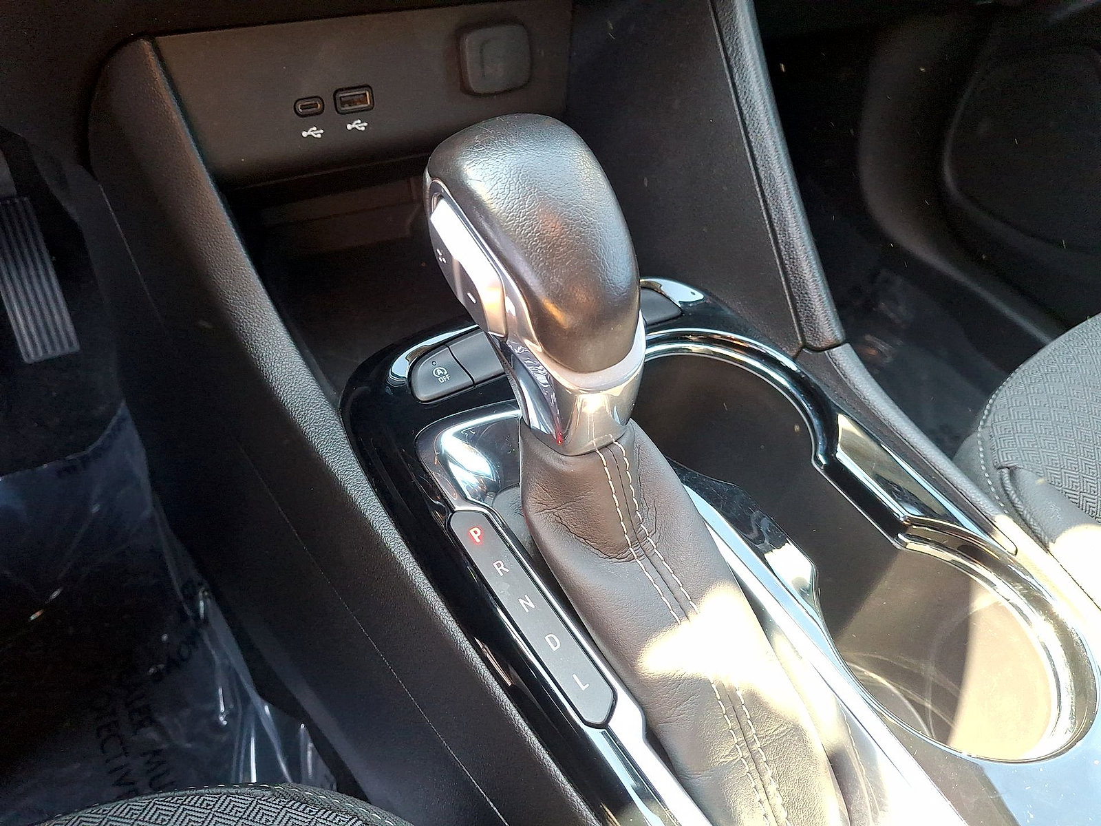 Used 2024 Buick Encore GX Preferred FWD image 12
