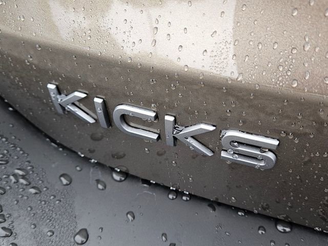New 2026 Nissan Kicks SR image 11